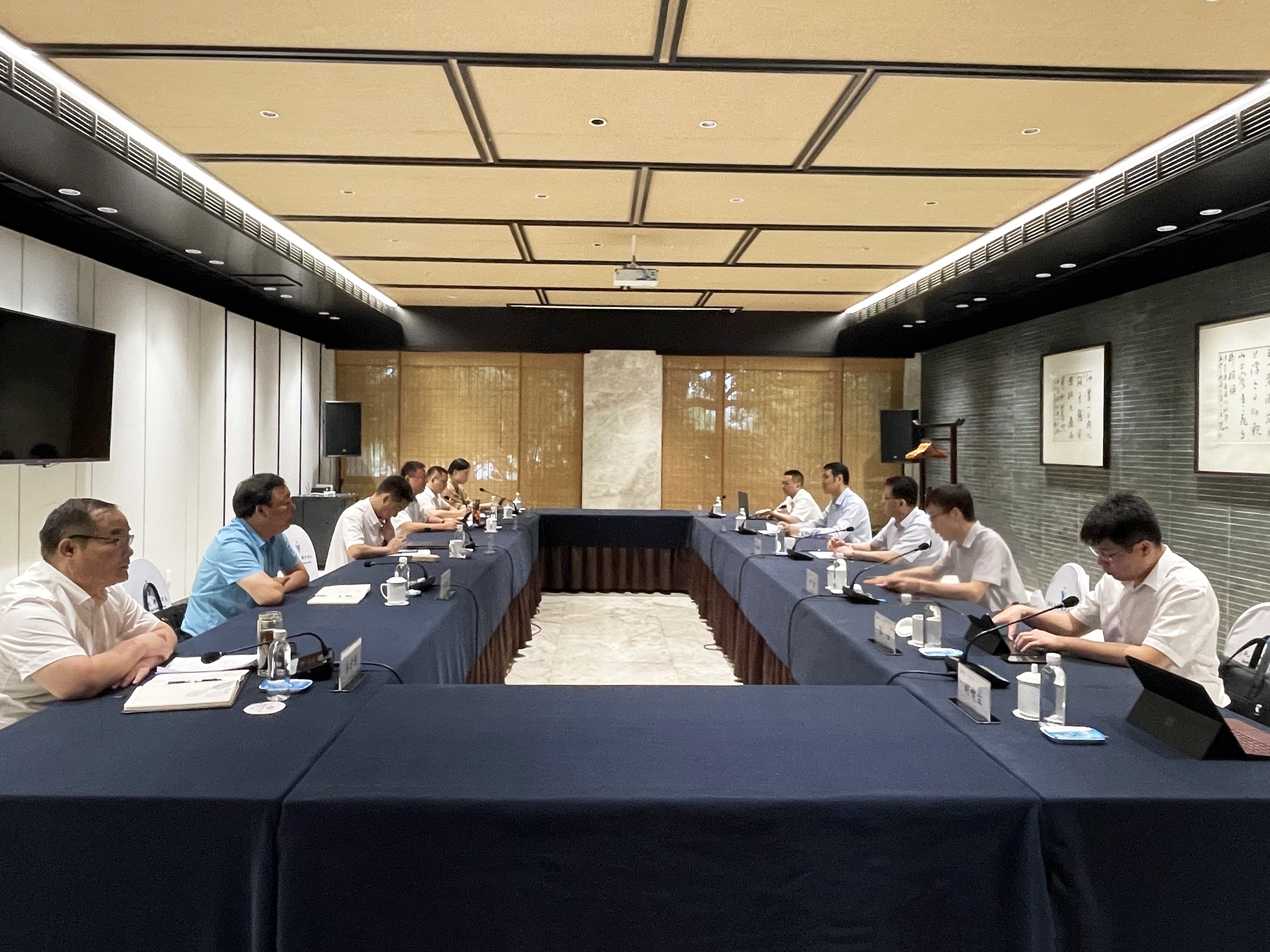 浙江金控赴衢州调研推进“4+1”专项基金组建工作.jpg